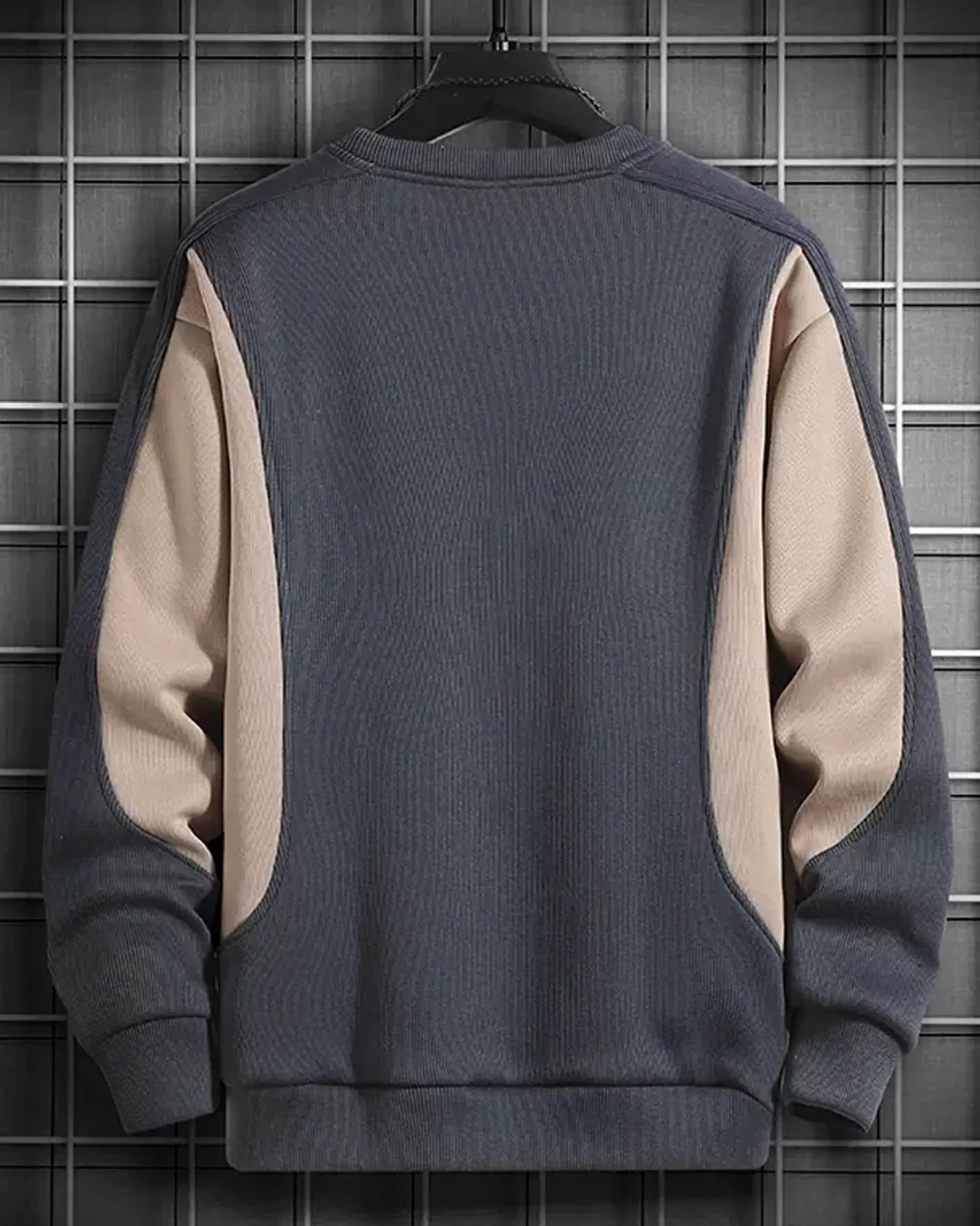 Discount Contrast Crewneck Sweatshirt Man Standard