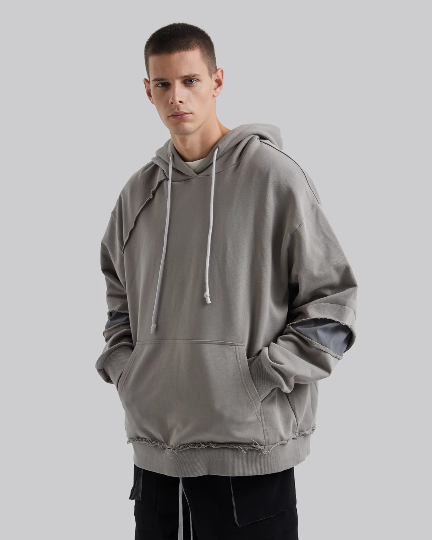 Online Reflective Back Cutout Hoodie Man Standard