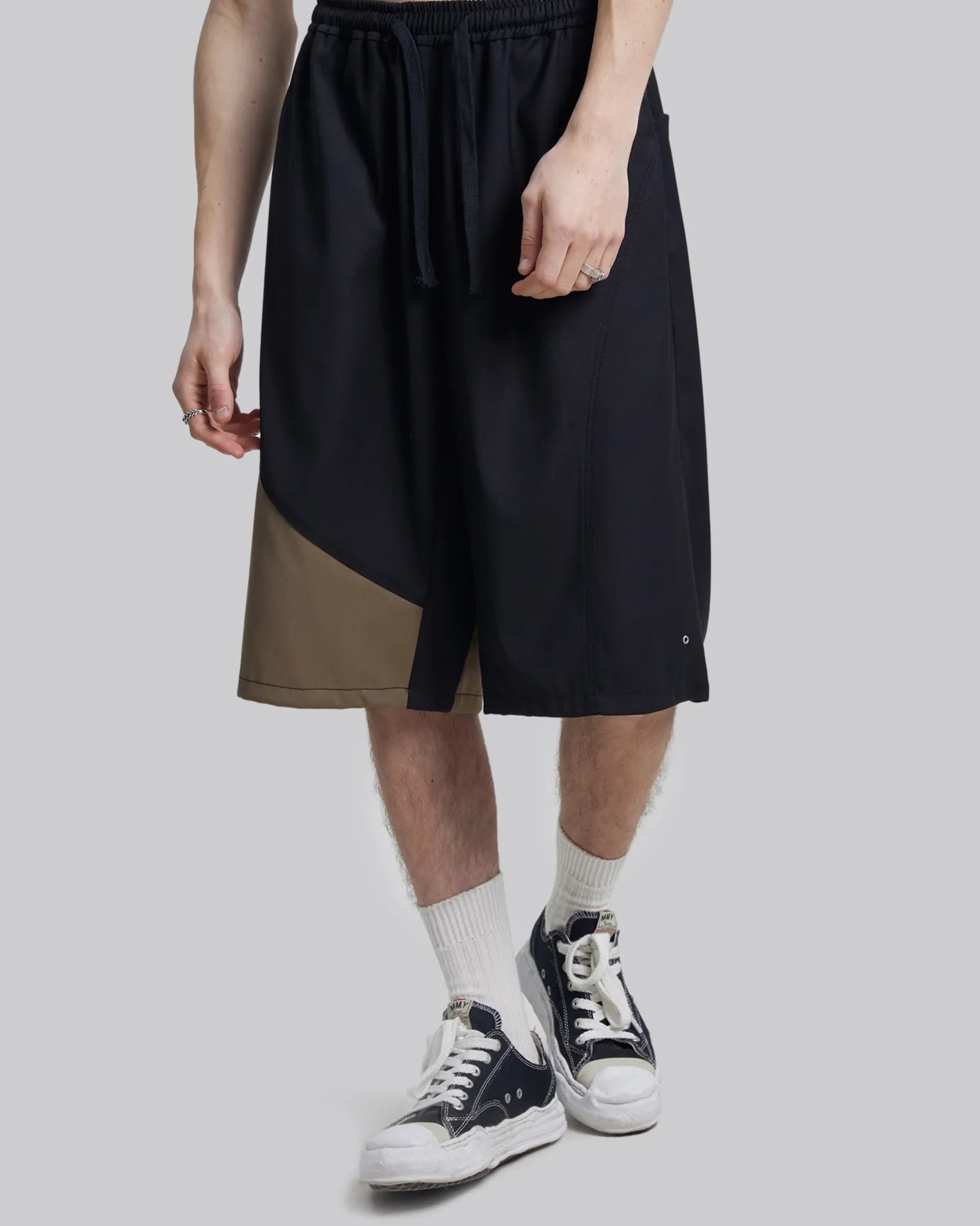 Cheap Two-Tone Draping Shorts Man Shorts